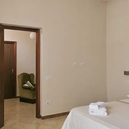 Casa Lucia Nyaraló